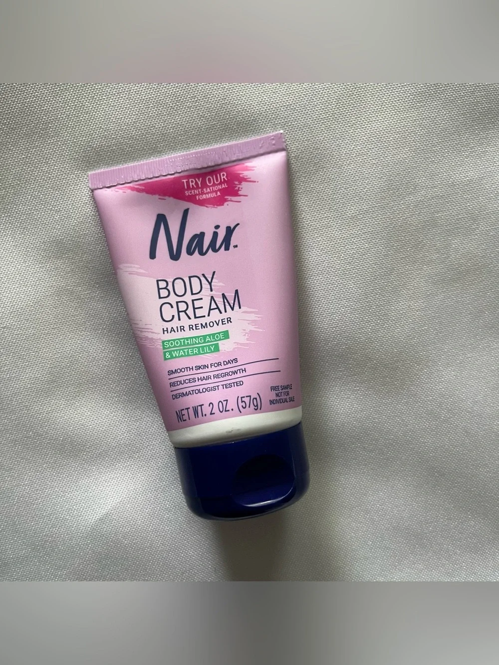 Nair Body Cream Hair Remover with Soothing Aloe & Water Lily 2 Fl Oz NWT